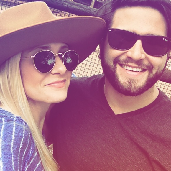 Meet your Posher, Hannah - Picture 7 of 8